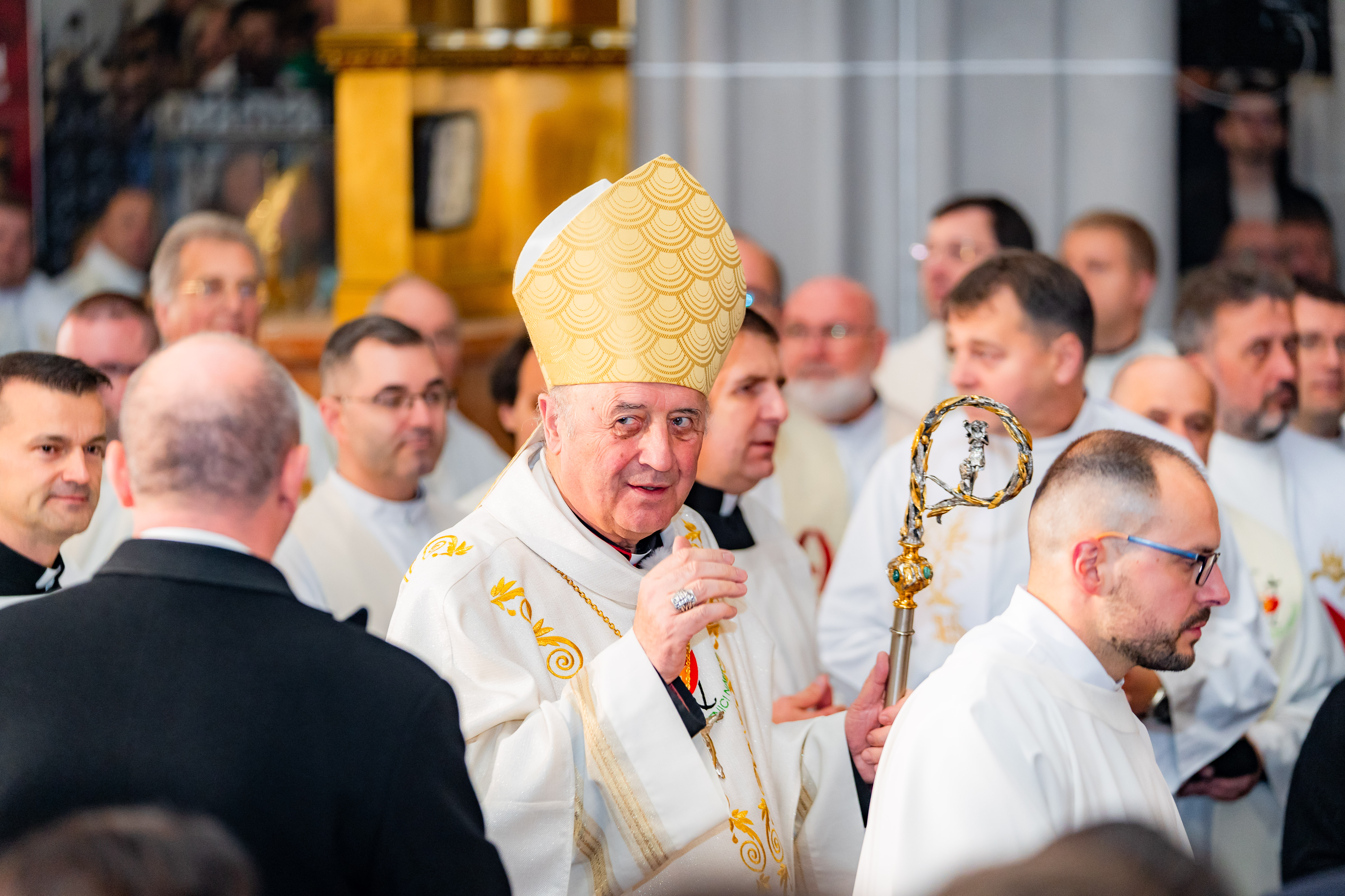 sv. omsa s mladymi v Dome sv. Alzbety -11